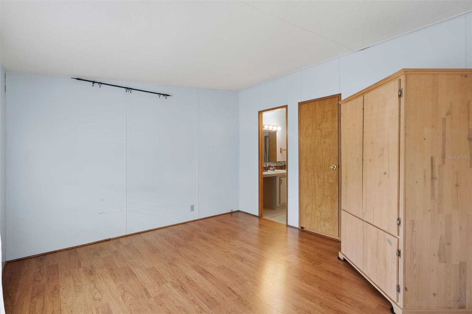 Manufactured Home at 13250 NE 16TH AVE, TRENTON, photo 18 of 43