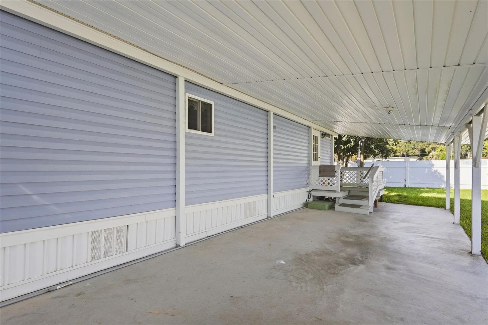 Manufactured Home at 13250 NE 16TH AVE, TRENTON, photo 22 of 43
