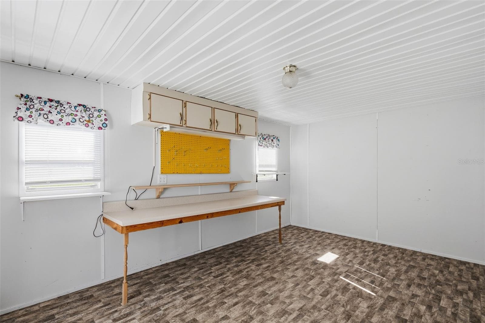 Manufactured Home at 13250 NE 16TH AVE, TRENTON, photo 28 of 43