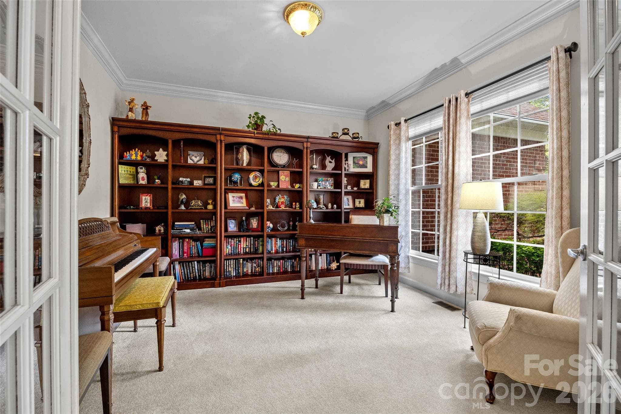 Single Family Residence at 919 Thorn Ridge Lane, Lake Wylie, photo 6 of 47