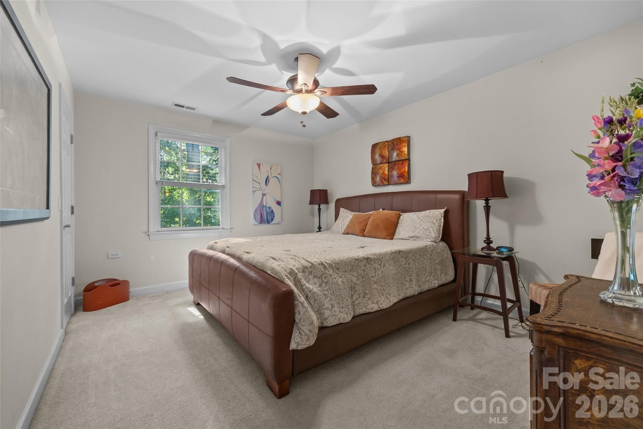 Single Family Residence at 919 Thorn Ridge Lane, Lake Wylie, photo 18 of 47