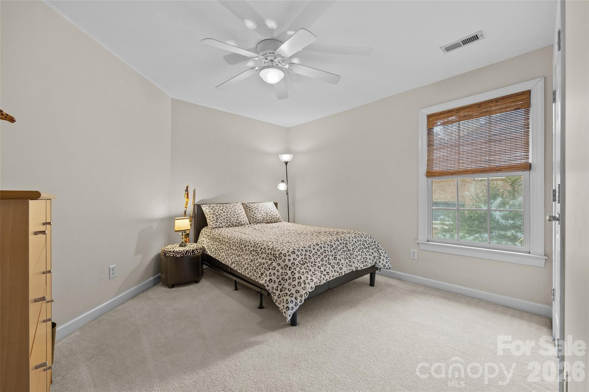 Single Family Residence at 919 Thorn Ridge Lane, Lake Wylie, photo 24 of 47