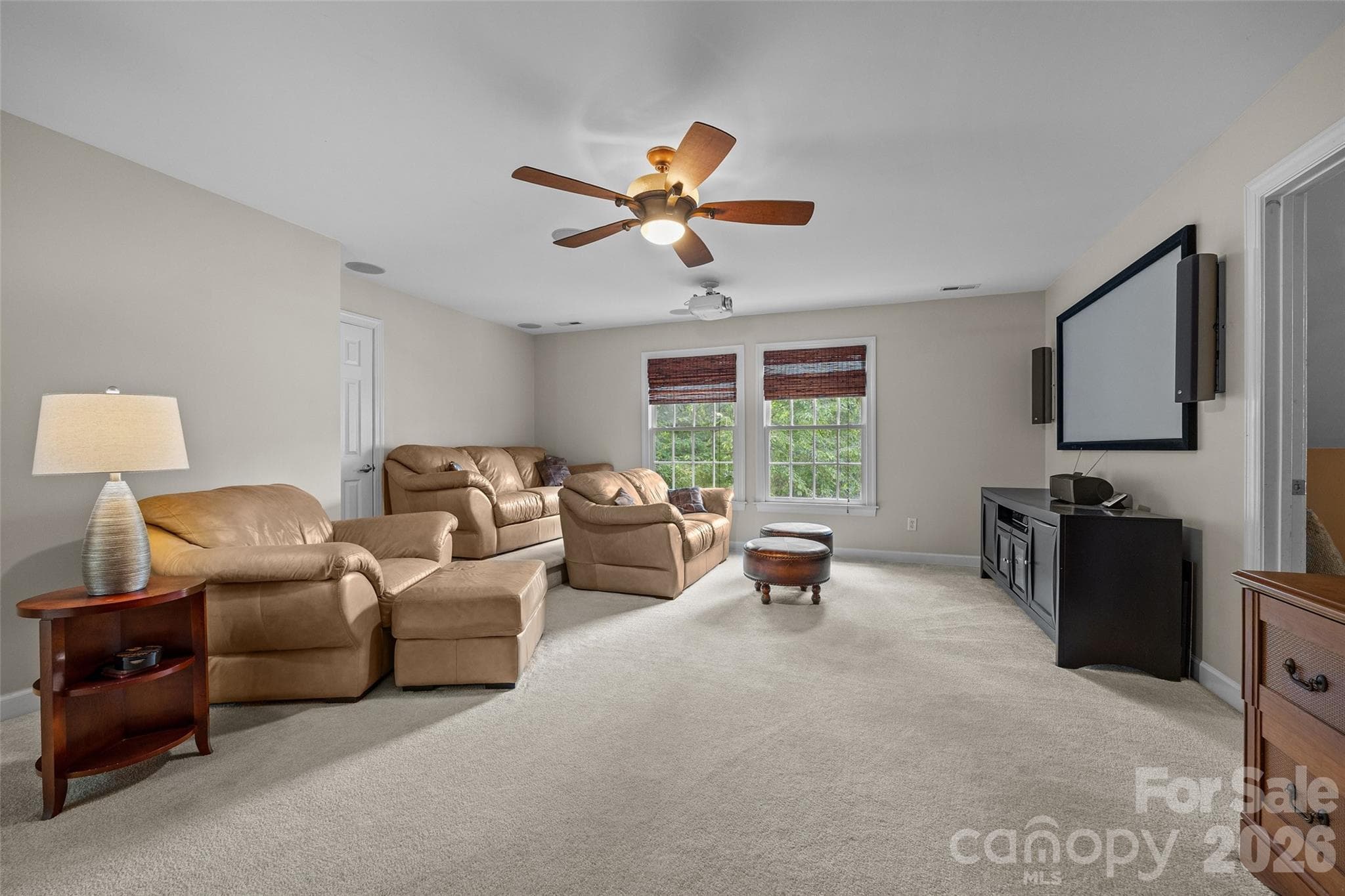 Single Family Residence at 919 Thorn Ridge Lane, Lake Wylie, photo 25 of 47