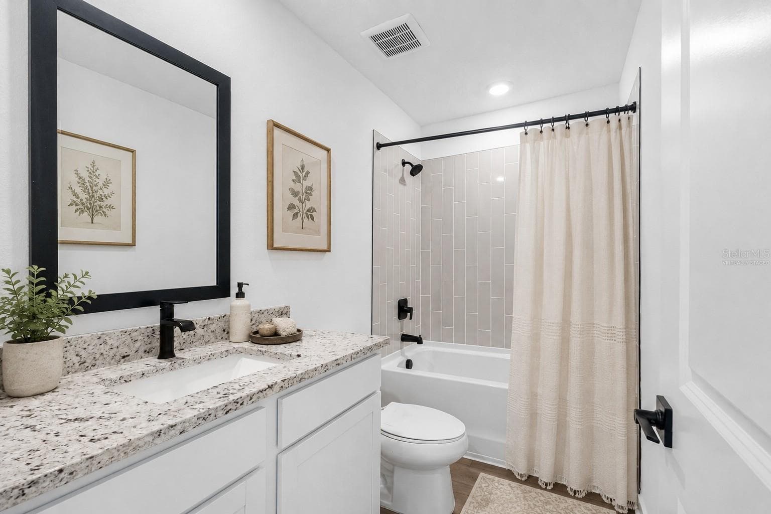 Virtually Staged - 13395 CANYON SWALLOW RD, BROOKSVILLE