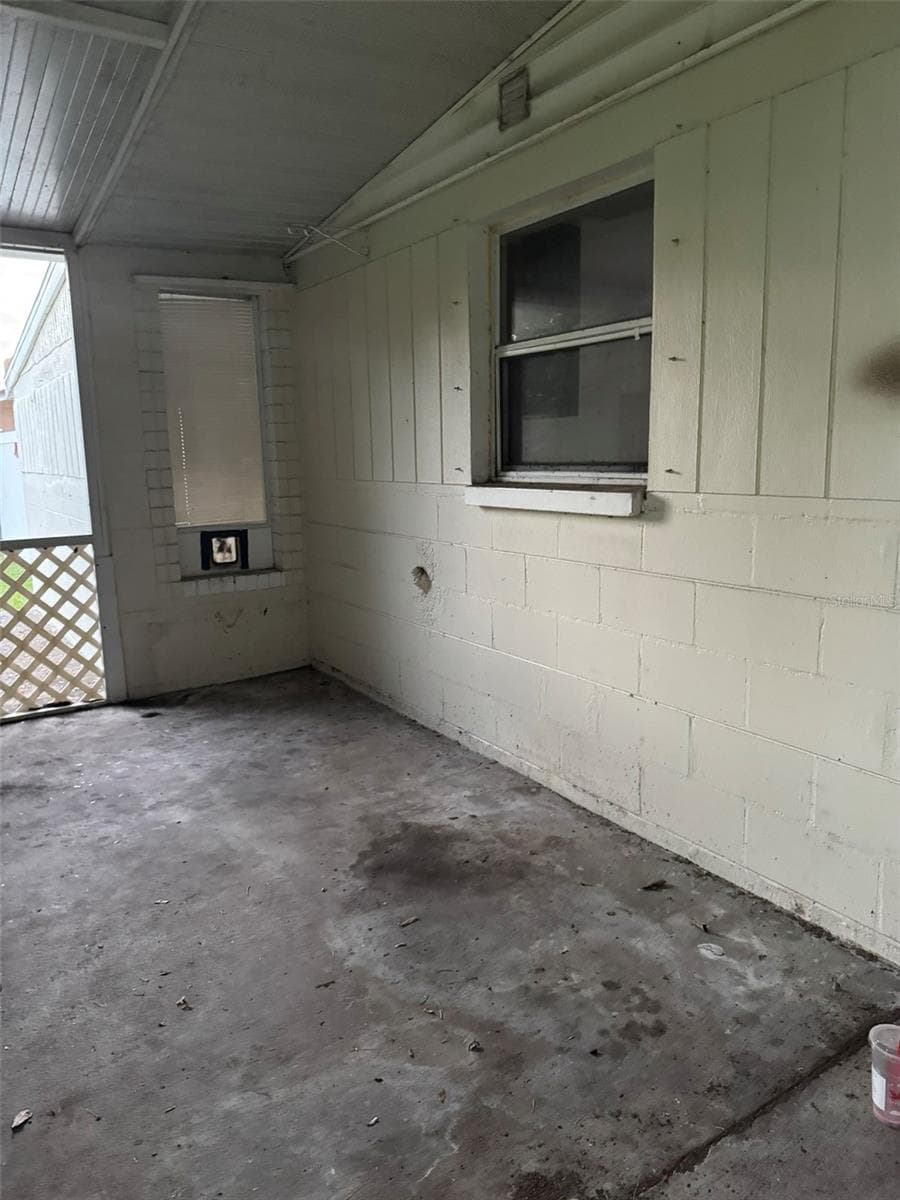 Single Family Residence at 3033 KAREN AVE, LARGO, photo 2 of 19
