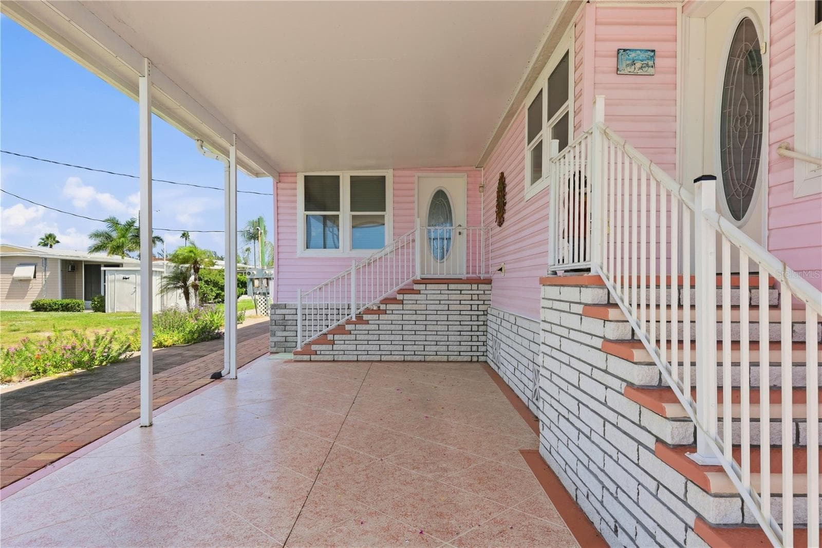 Manufactured Home at 34 BAYVIEW DR, BRADENTON, photo 9 of 68