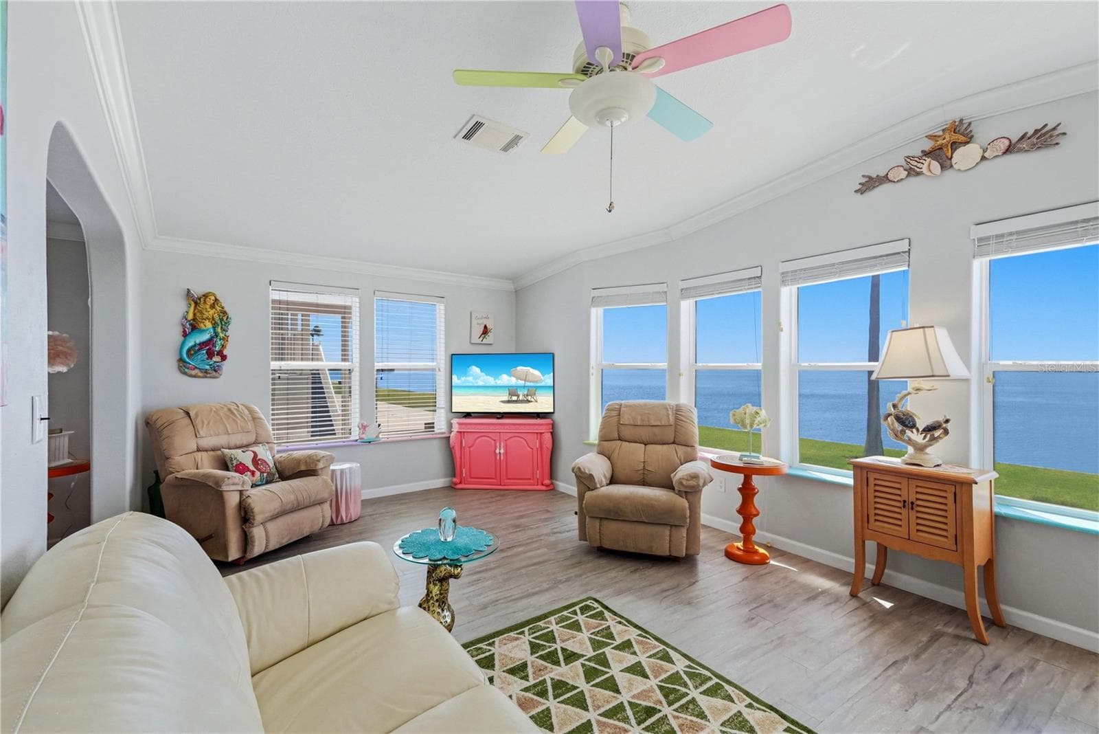 Manufactured Home at 34 BAYVIEW DR, BRADENTON, photo 11 of 68