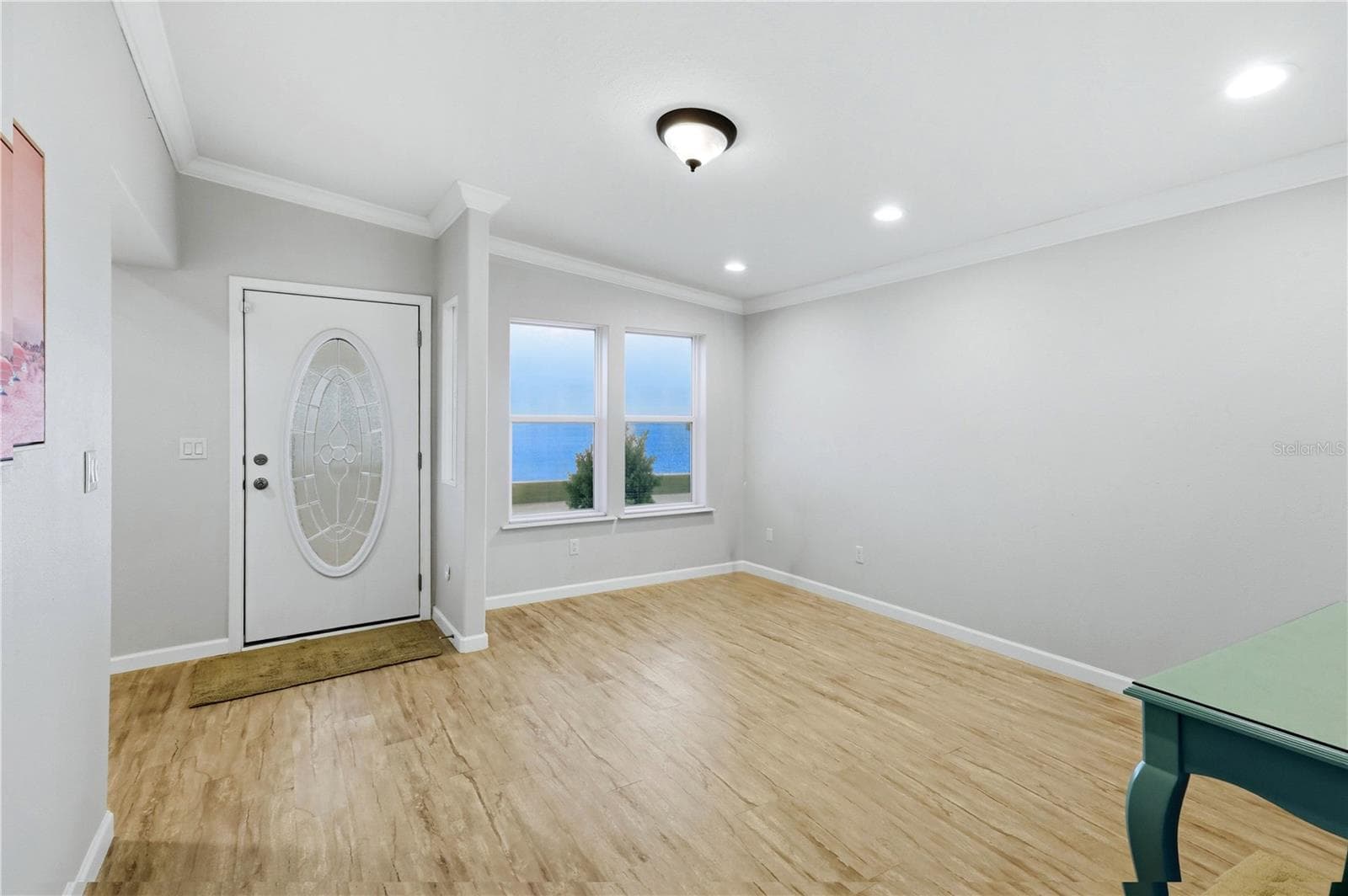 Secondary Entrance / Flex Room - 34 BAYVIEW DR, BRADENTON