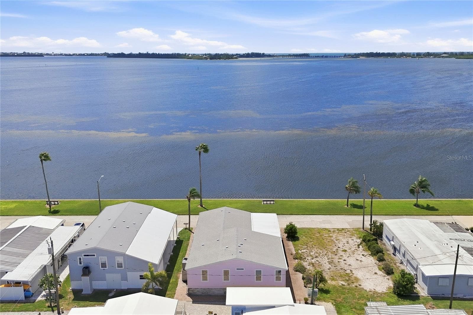 Manufactured Home at 34 BAYVIEW DR, BRADENTON, photo 48 of 68