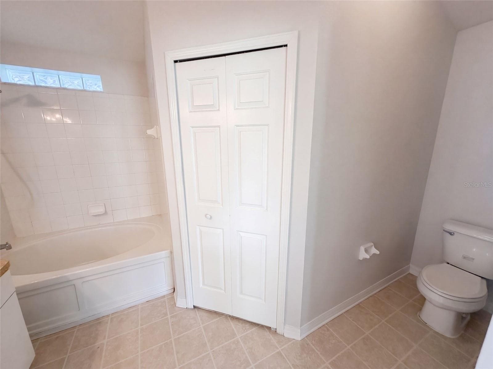 Single Family Residence at 16005 STAGS LEAP DR, LUTZ, photo 24 of 26