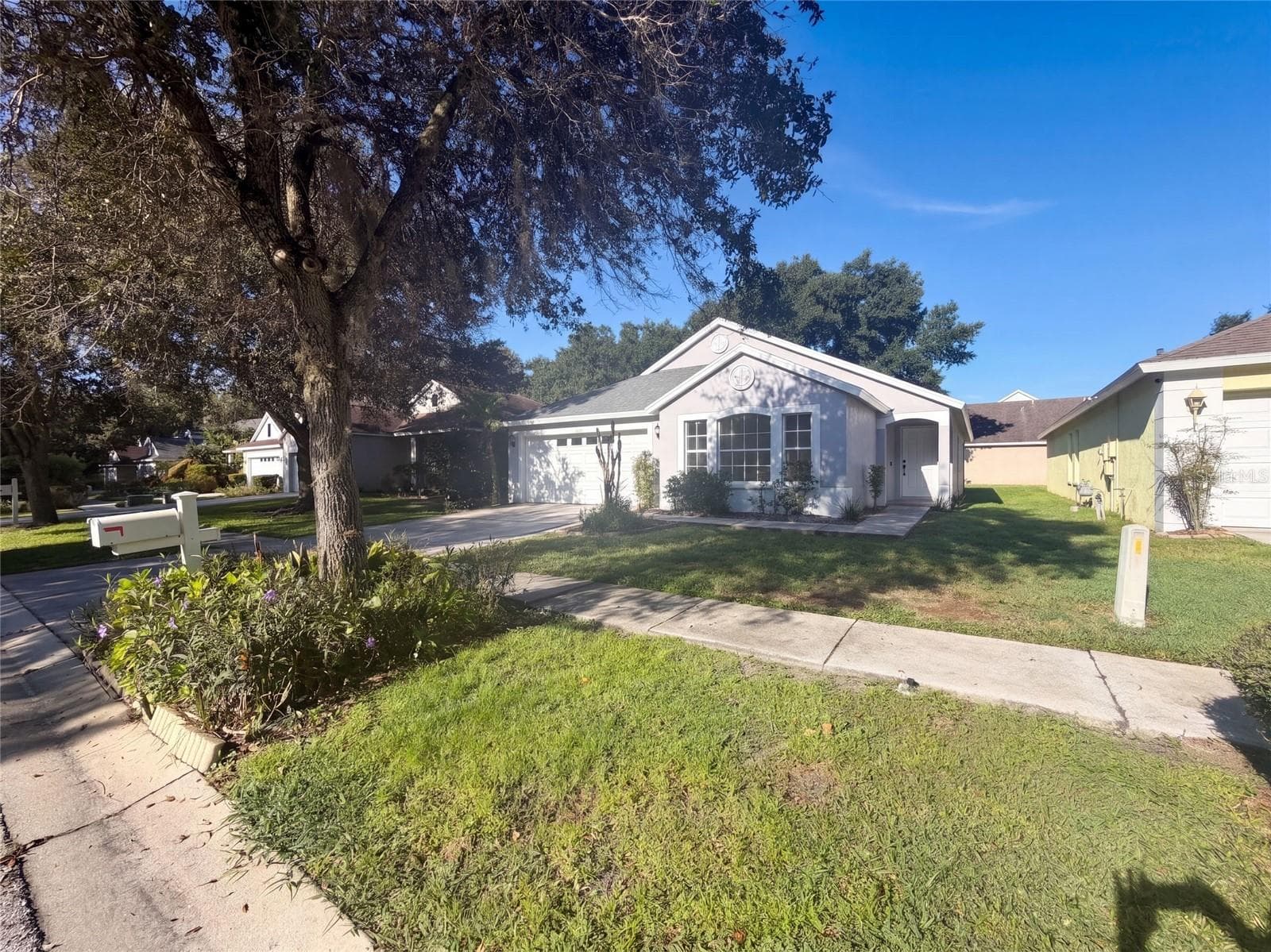 16005 STAGS LEAP DR