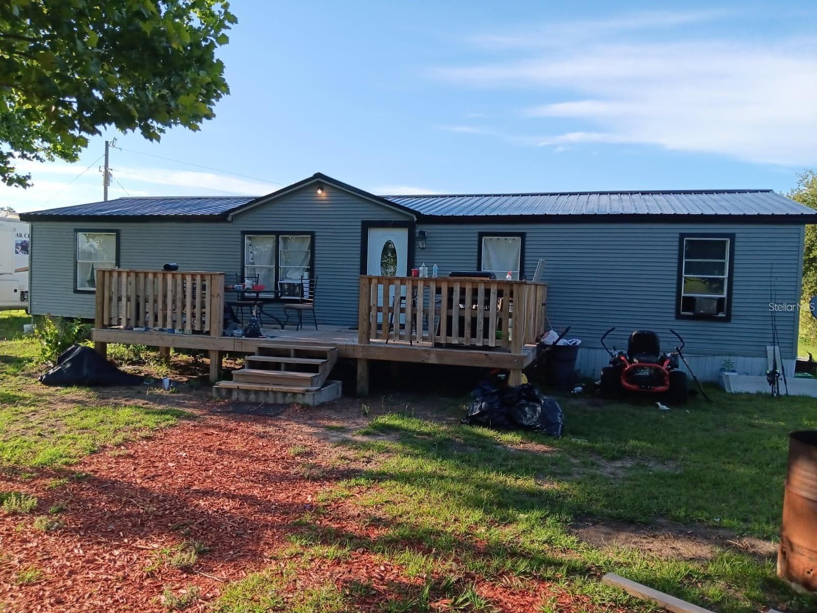 Manufactured Home at 9851 NE 60 ST, BRONSON, photo 3 of 11