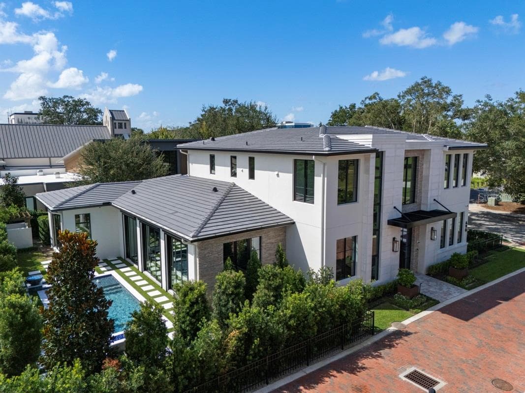Front/Side Exterior - 698 N NEW YORK AVE, WINTER PARK
