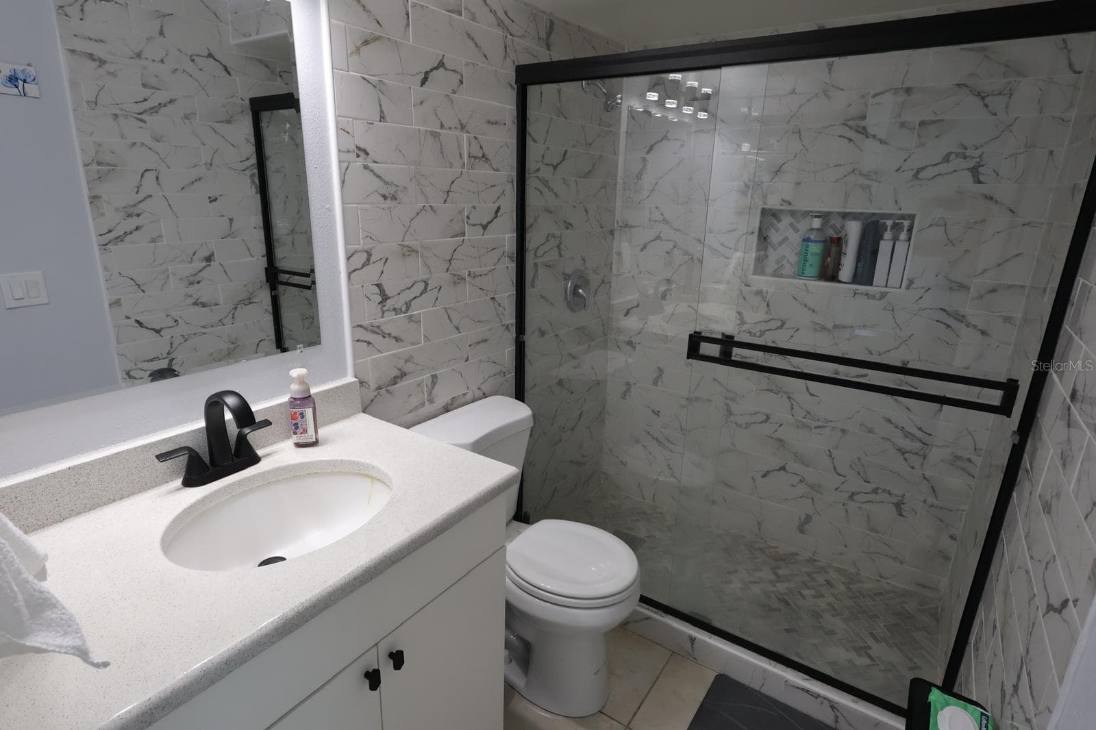 Single Family Residence at 256 LA PAZ DR, KISSIMMEE, photo 11 of 37