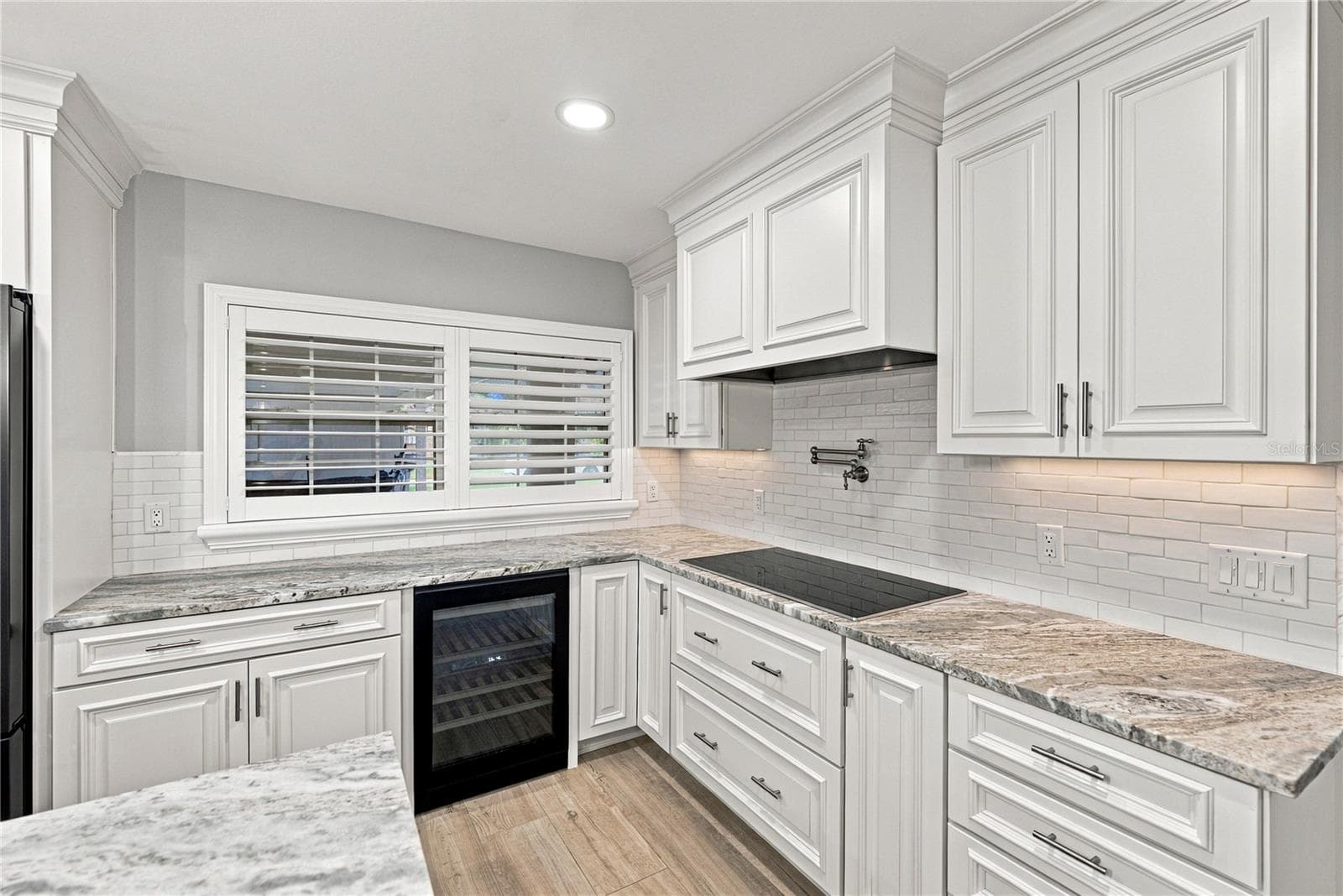 Single Family Residence at 214 S TREASURE DR, TAMPA, photo 18 of 79
