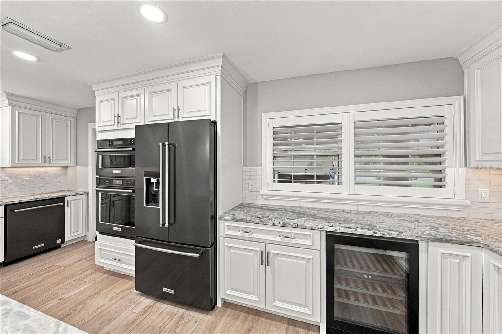 Single Family Residence at 214 S TREASURE DR, TAMPA, photo 20 of 79
