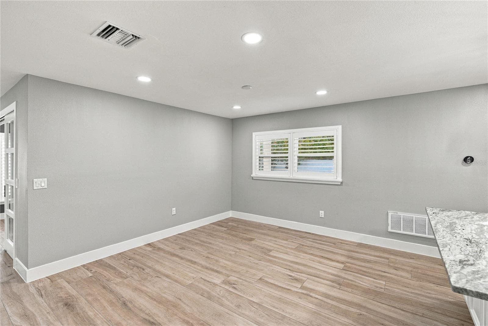 Single Family Residence at 214 S TREASURE DR, TAMPA, photo 24 of 79
