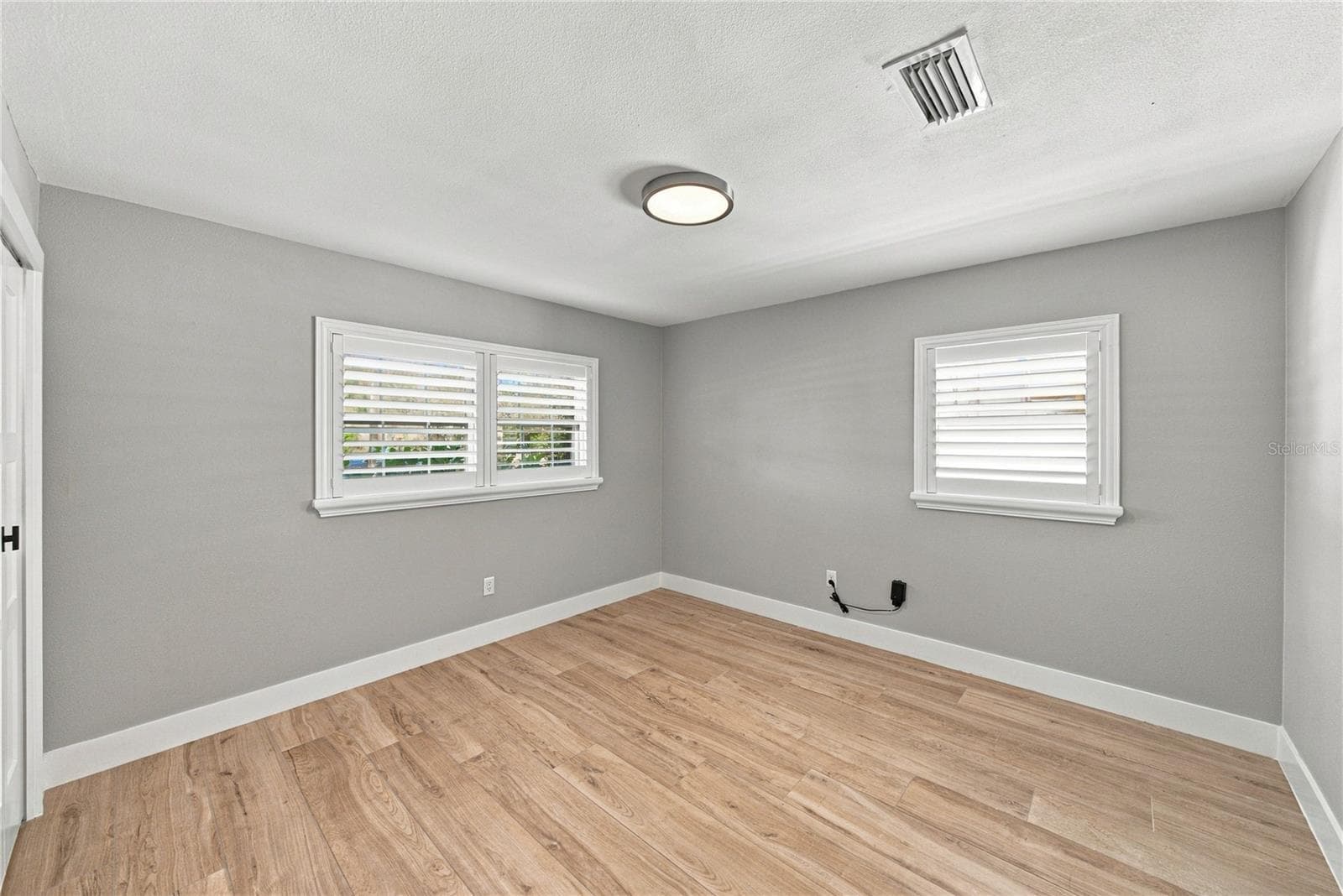 Single Family Residence at 214 S TREASURE DR, TAMPA, photo 41 of 79