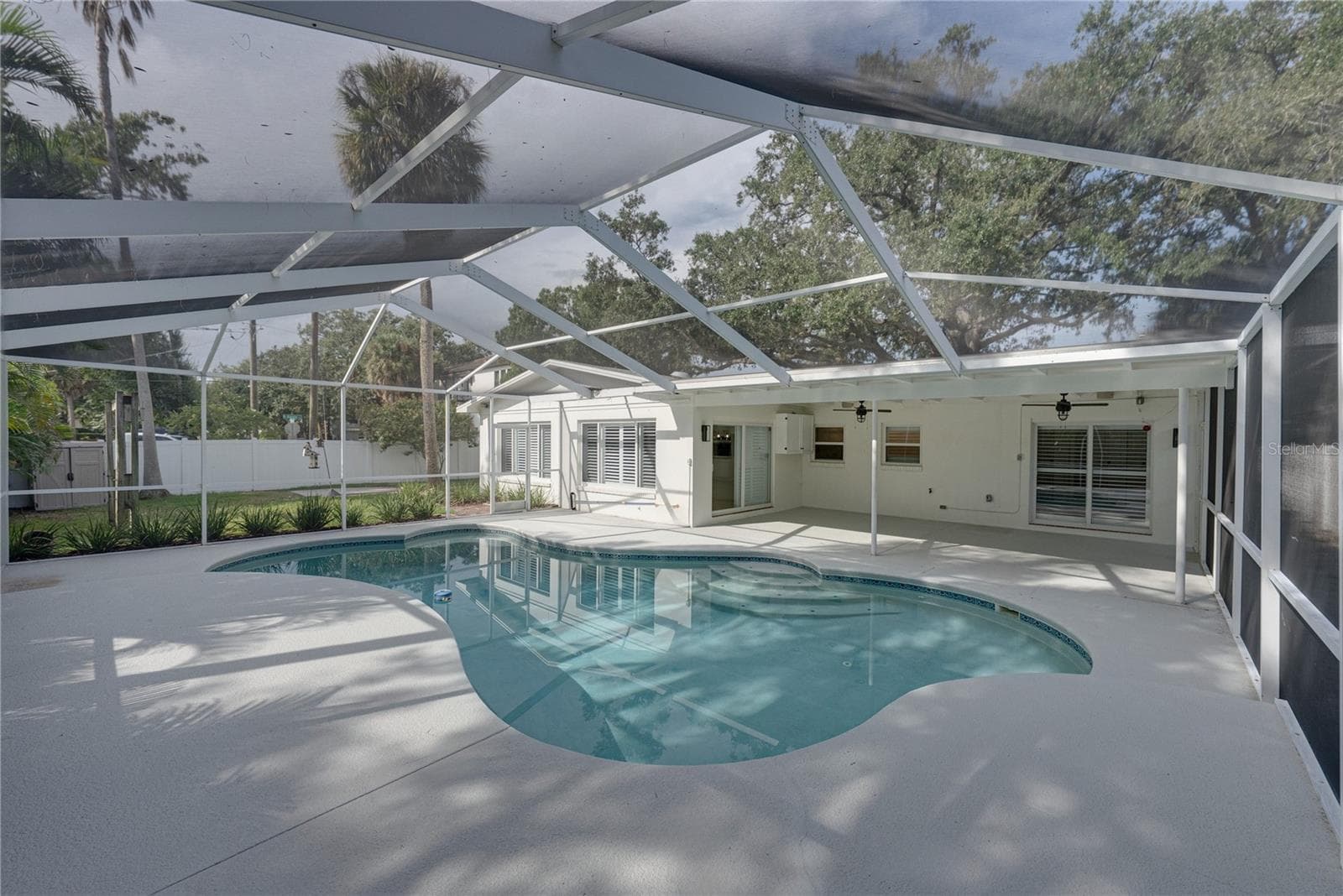 Single Family Residence at 214 S TREASURE DR, TAMPA, photo 62 of 79