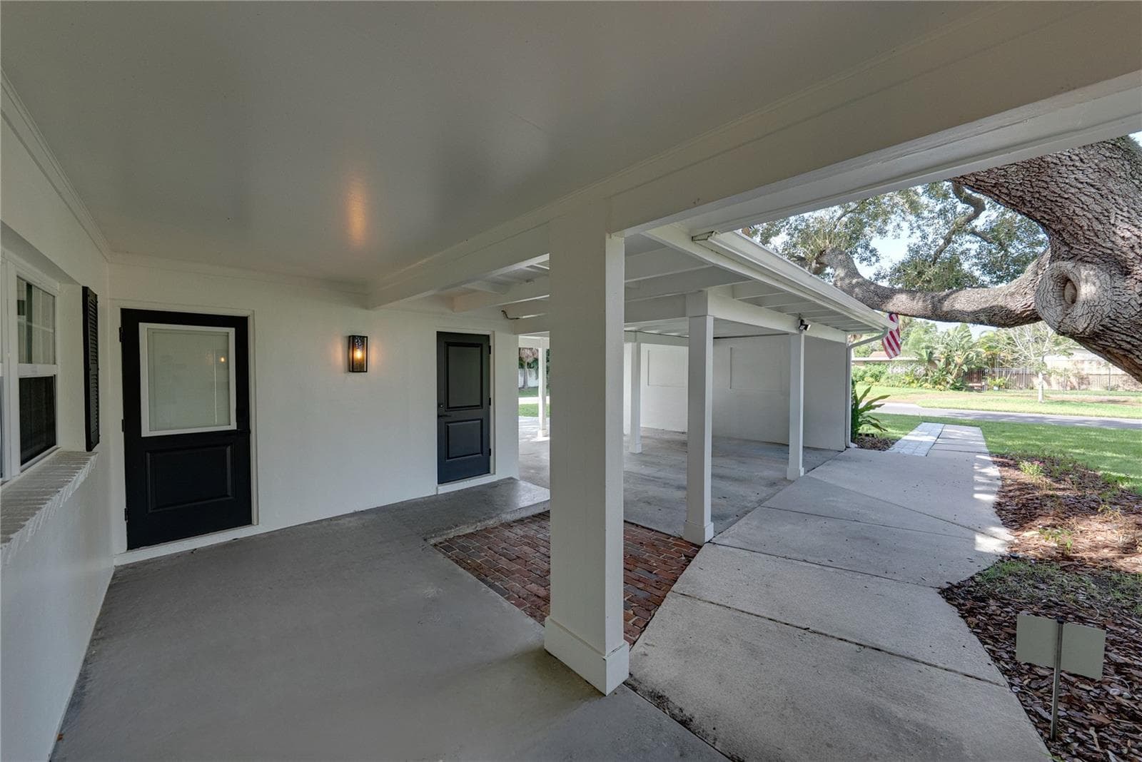 Single Family Residence at 214 S TREASURE DR, TAMPA, photo 64 of 79