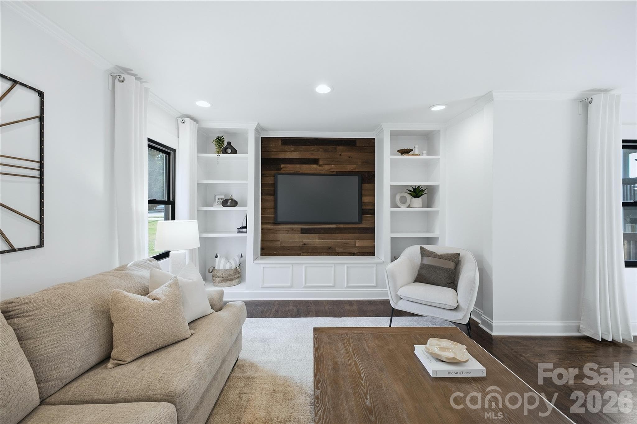 Single Family Residence at 947 Everett Place, Charlotte, photo 11 of 48