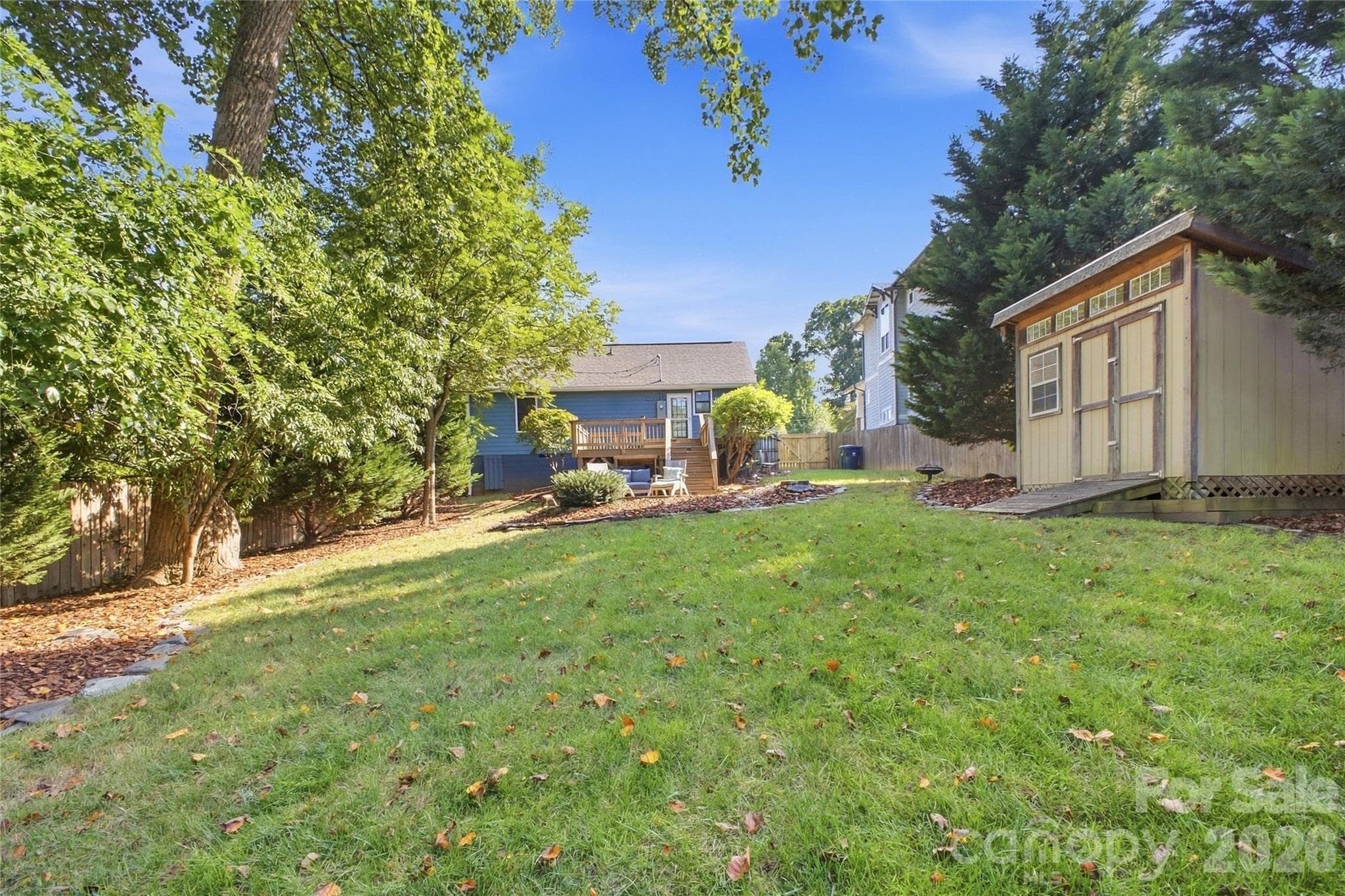 Single Family Residence at 947 Everett Place, Charlotte, photo 39 of 48
