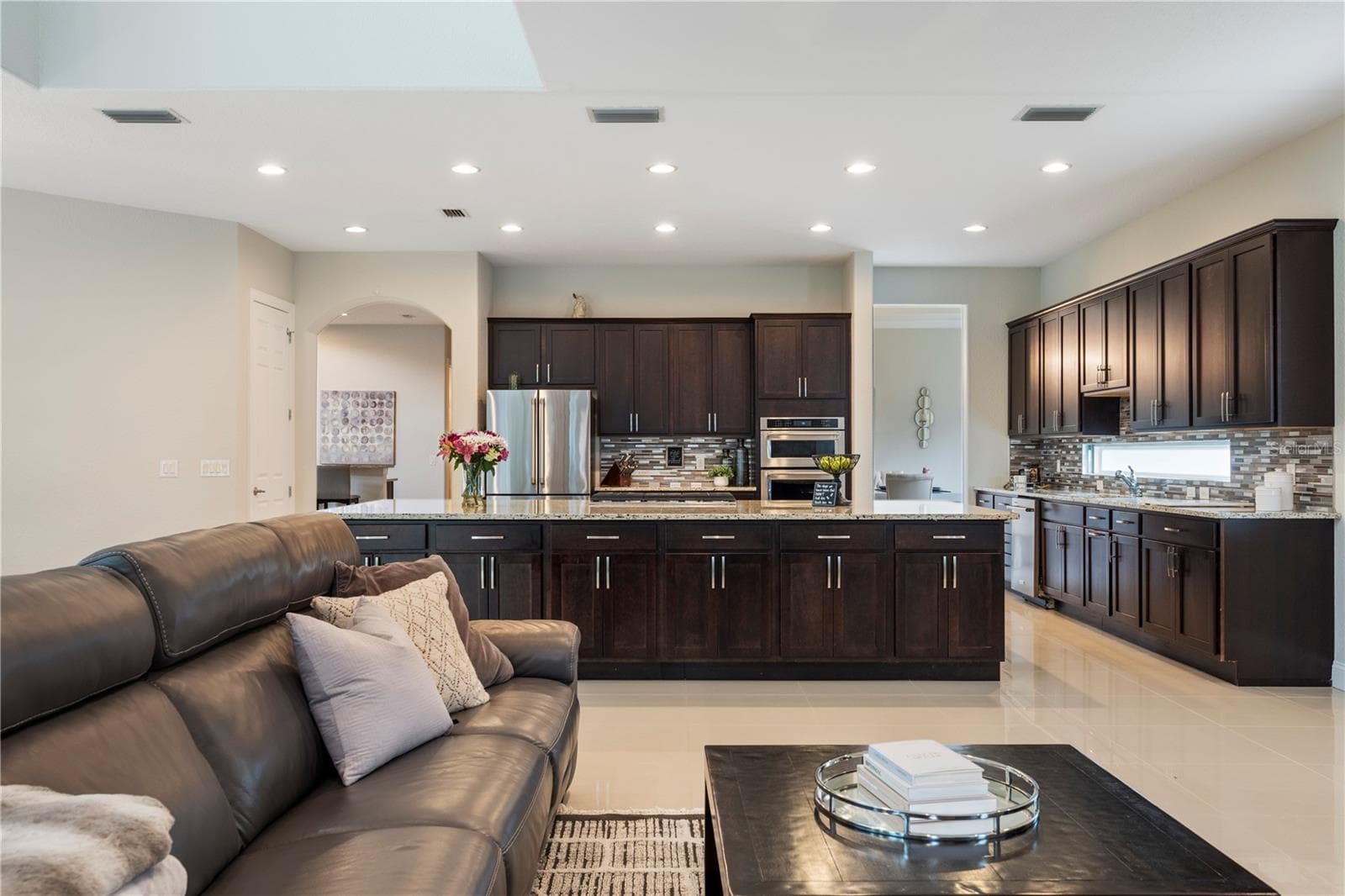 Single Family Residence at 13101 BELLARIA CIR, WINDERMERE, photo 14 of 70