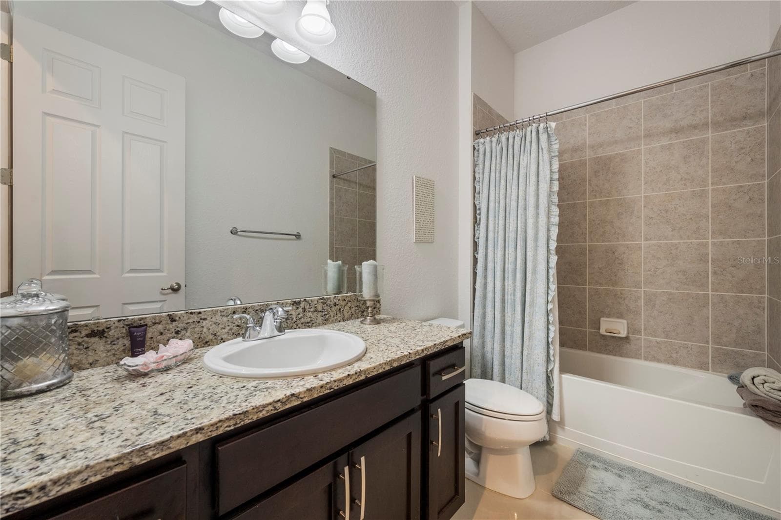 Single Family Residence at 13101 BELLARIA CIR, WINDERMERE, photo 34 of 70
