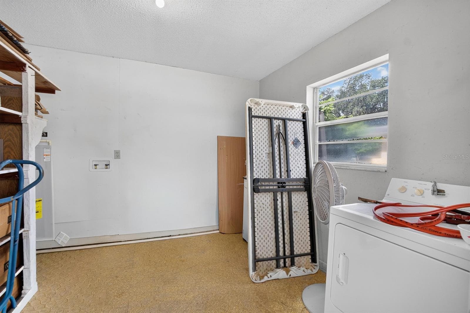 Single Family Residence at 403 ALMA DR, BRANDON, photo 78 of 99