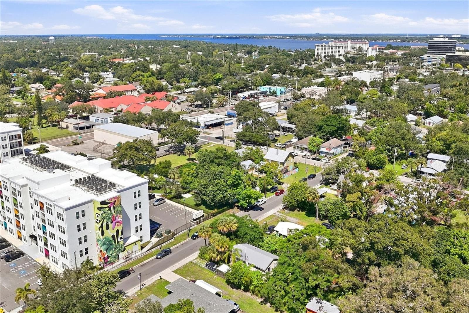 Close to Riverwalk and Main Street - 1309 13TH AVE W, BRADENTON