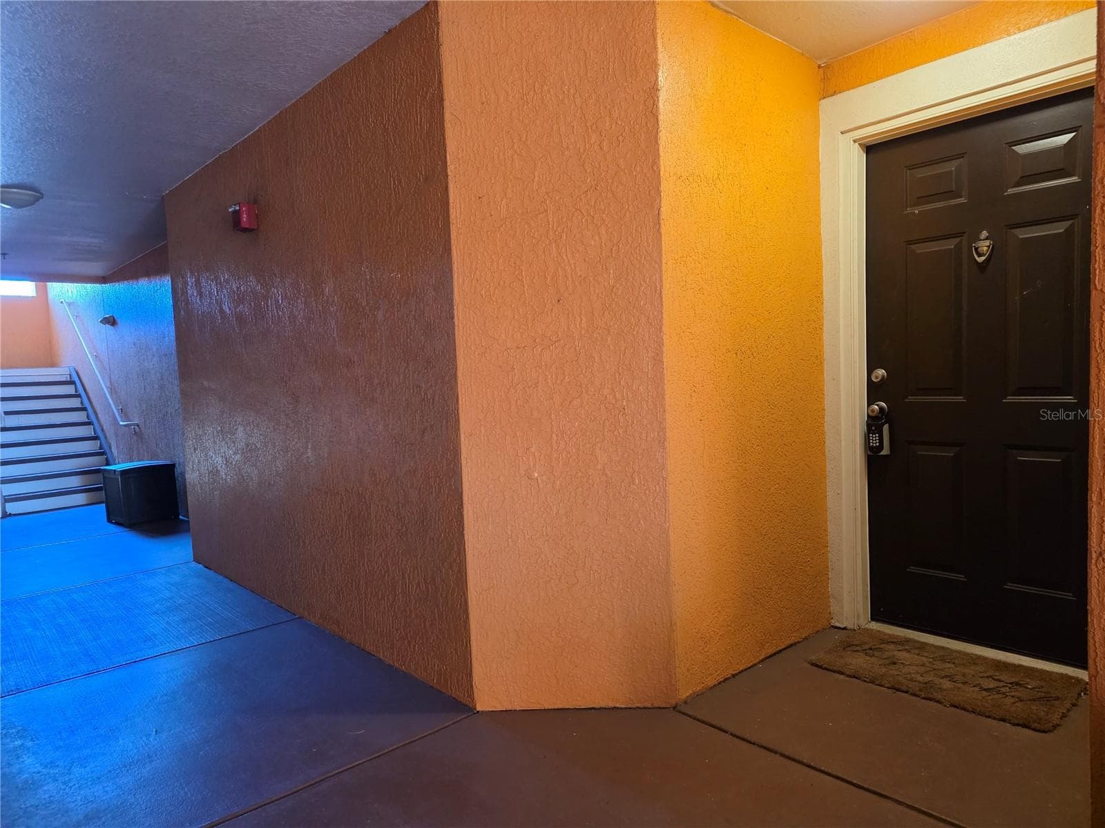 Condominium at 5447 VINELAND RD #1210, ORLANDO, photo 4 of 33