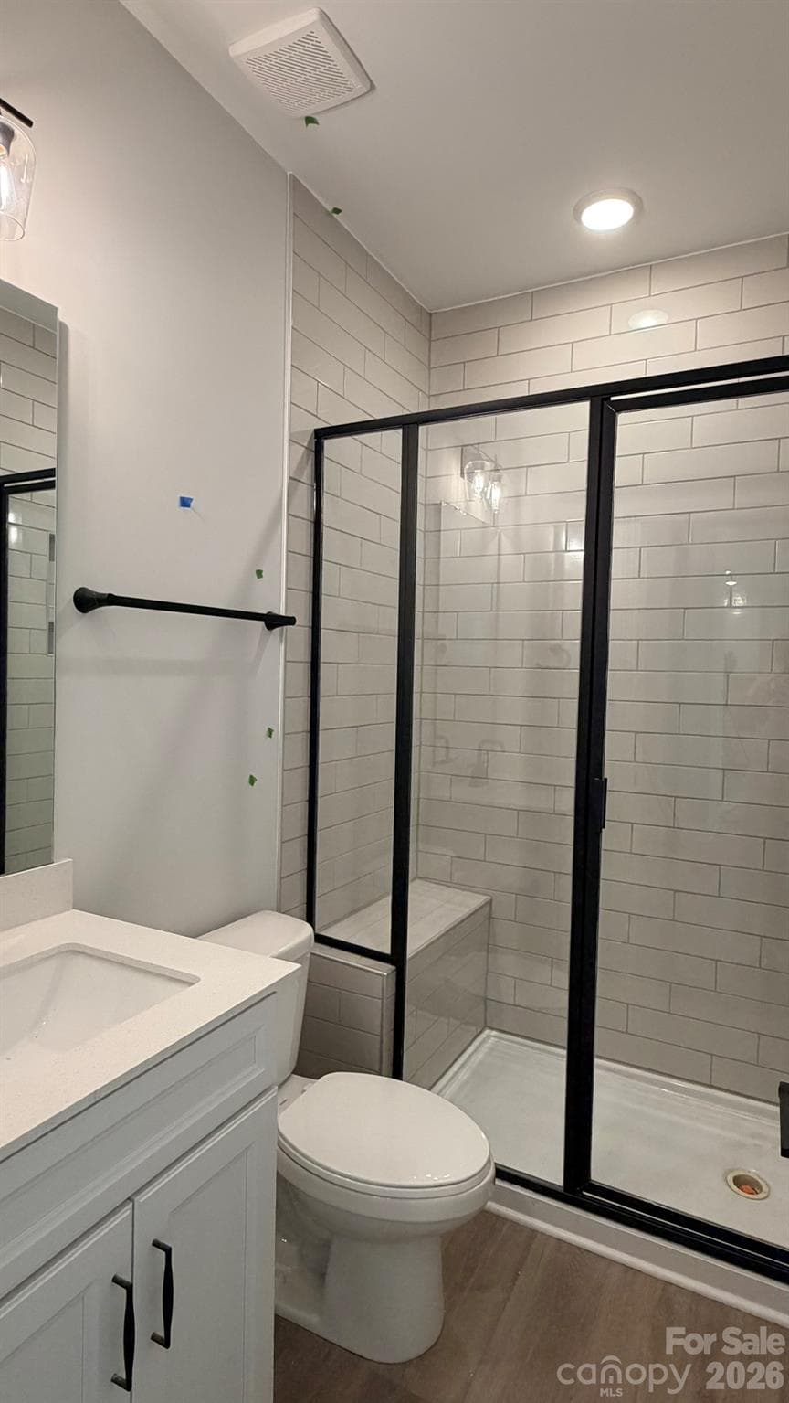 Guest Bathroom - 531 Cambria Street, Rock Hill