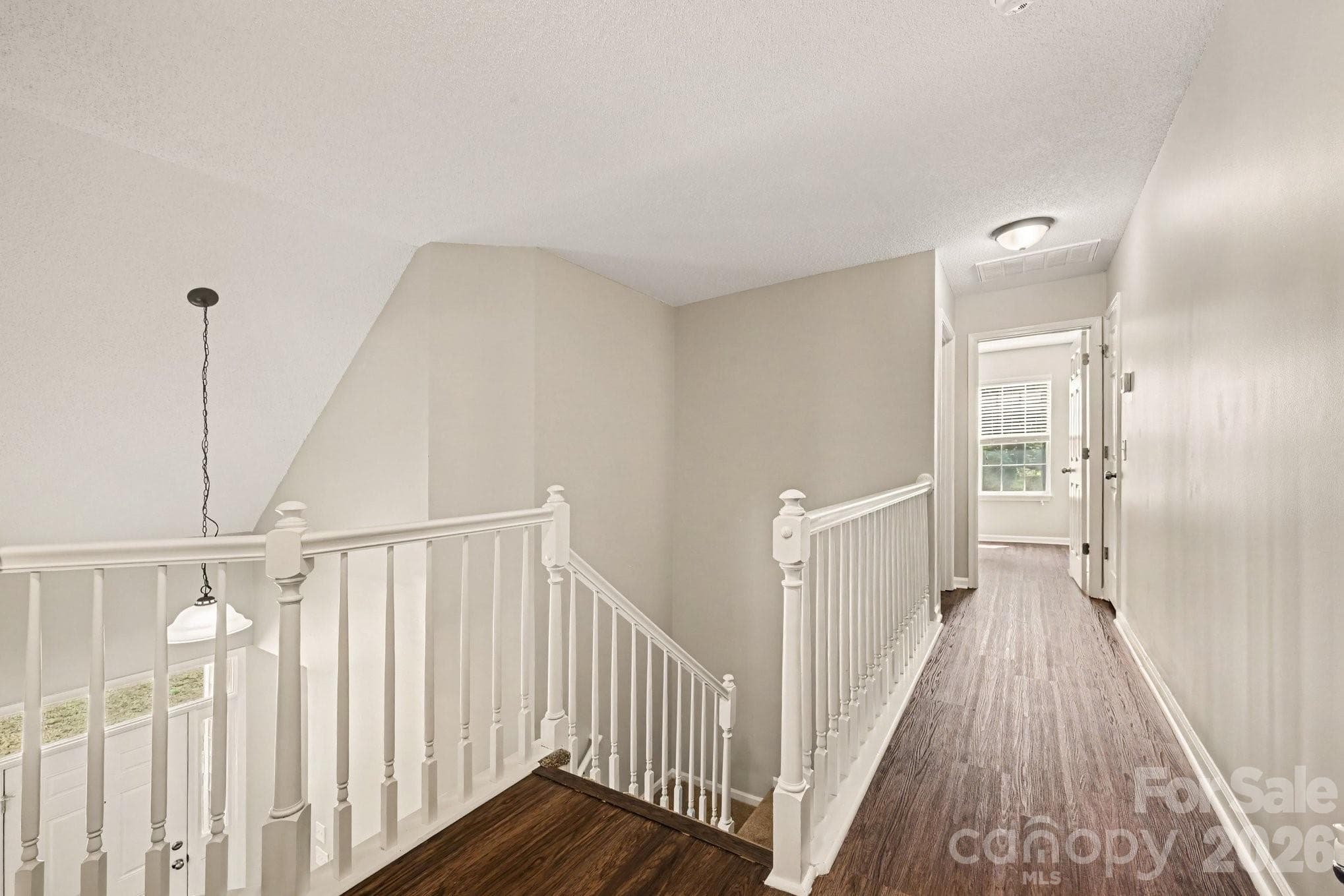Single Family Residence at 7117 Daerwood Place, Charlotte, photo 11 of 21