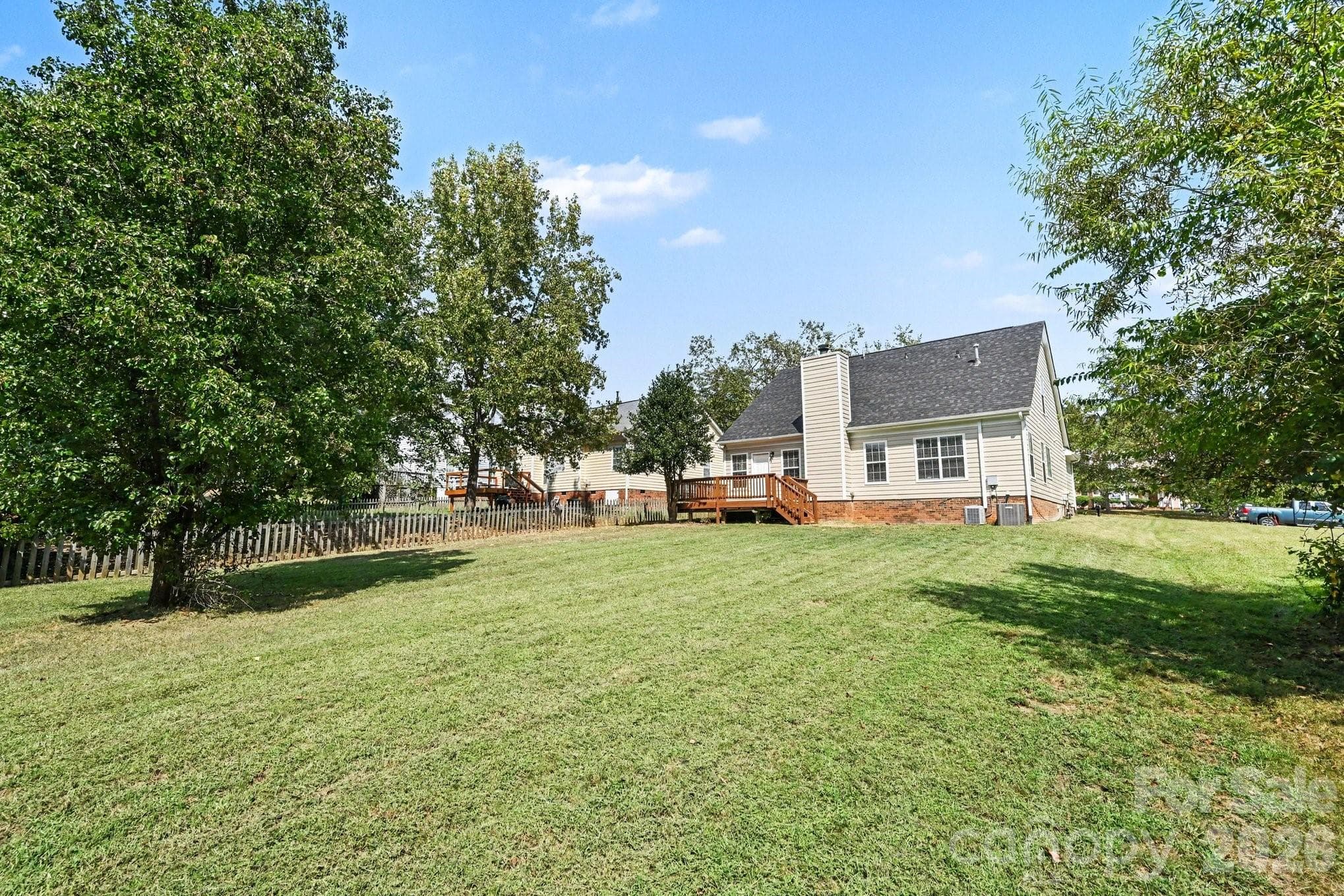 Single Family Residence at 7117 Daerwood Place, Charlotte, photo 21 of 21