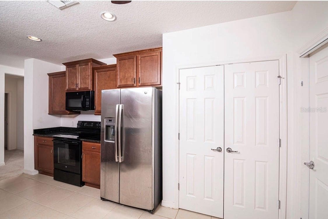 Kitchen - 145 PALAZZO LN, POINCIANA