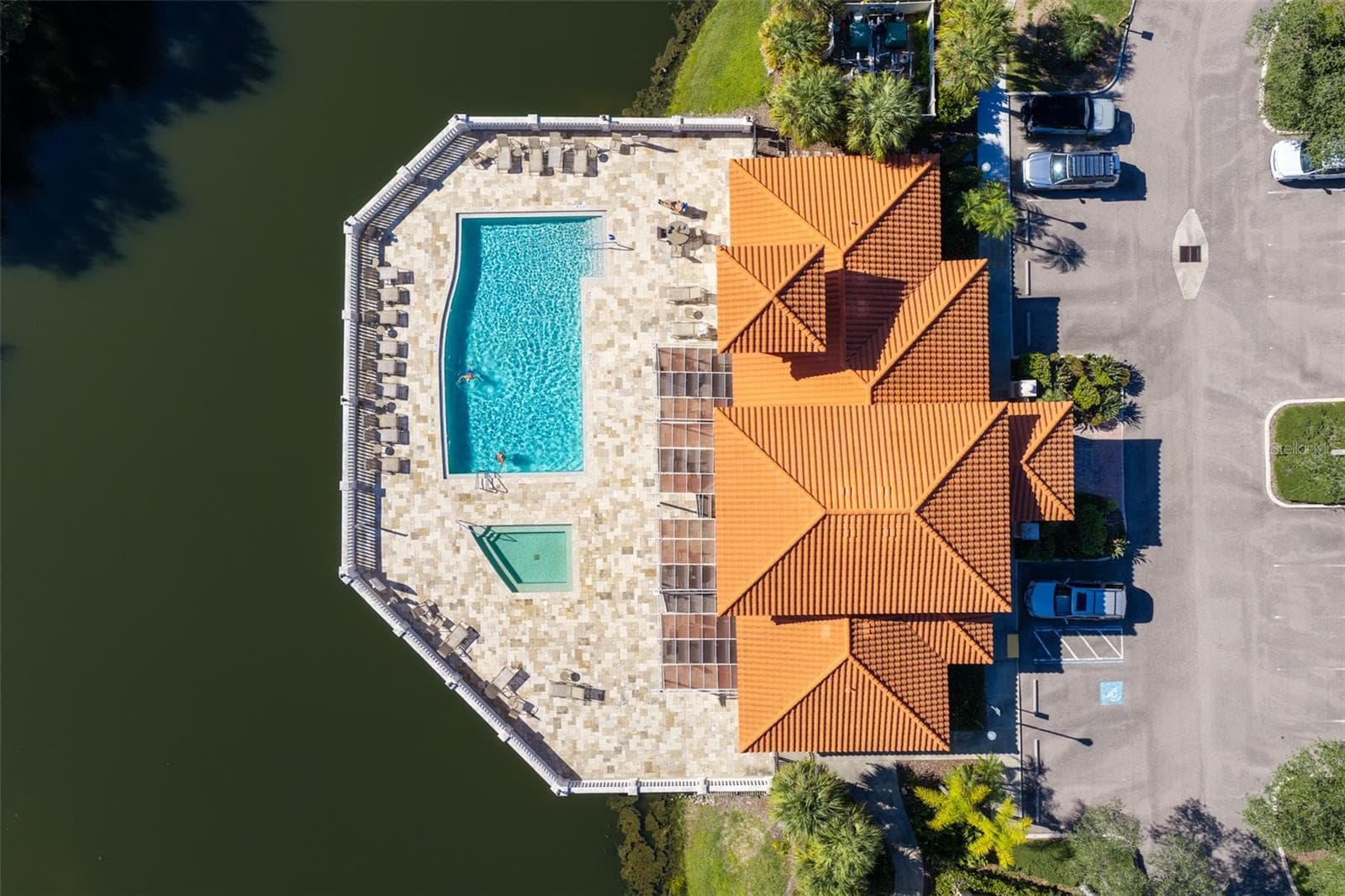 Condominium at 7702 LAKE VISTA CT #303, LAKEWOOD RANCH, photo 4 of 49