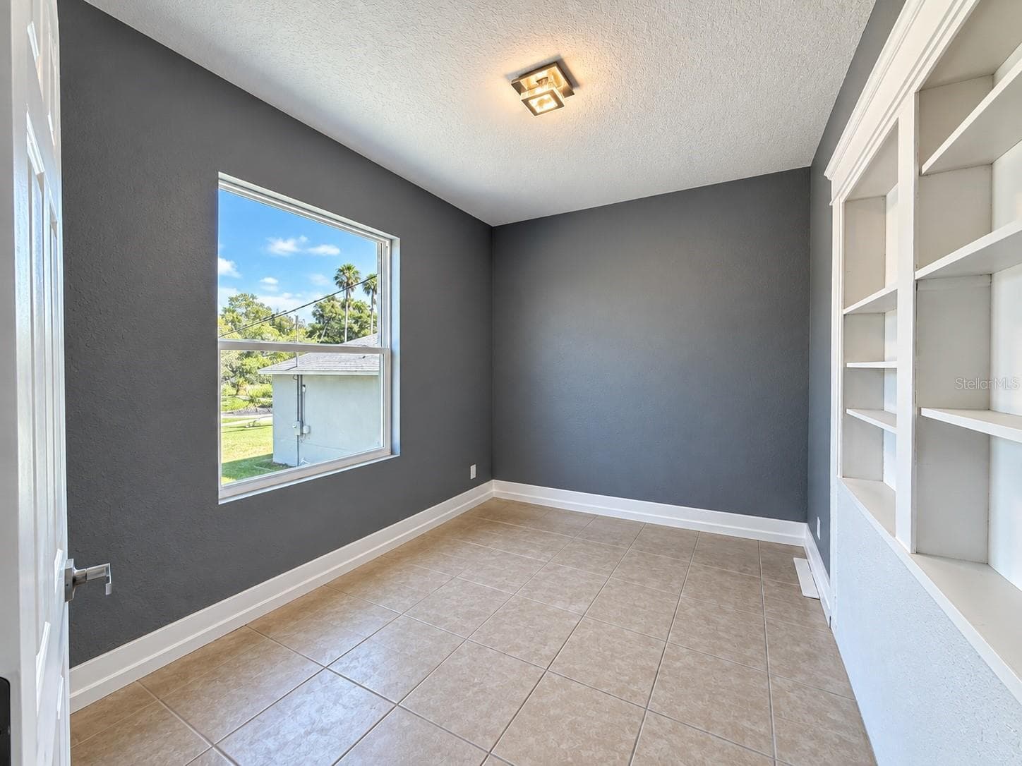 Single Family Residence at 634 ABERDEEN ST, DAYTONA BEACH, photo 6 of 18