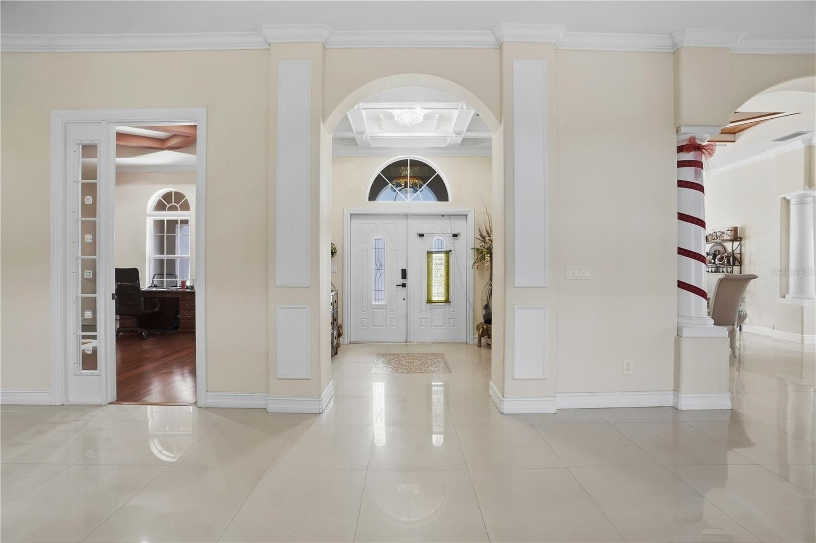 Single Family Residence at 19313 EAGLE RUN, GROVELAND, photo 11 of 93