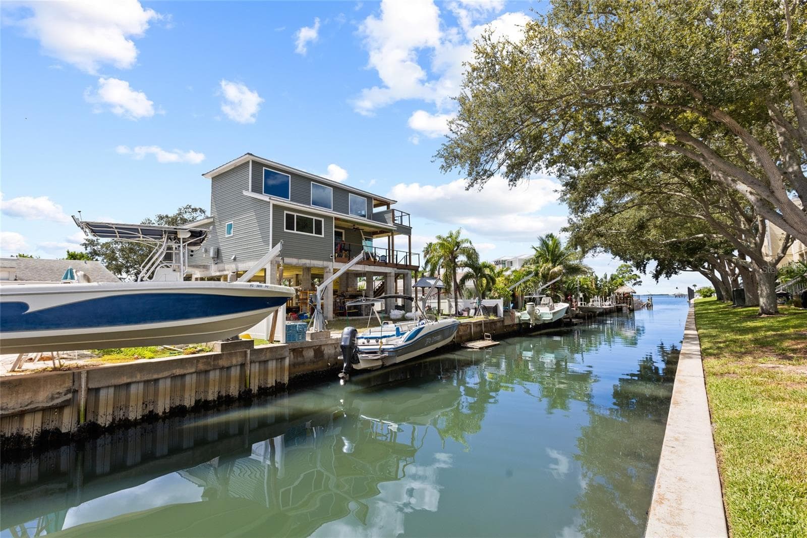 Canal to Intracoastal W/Kayak Access - 433 S PAULA DR #1, DUNEDIN