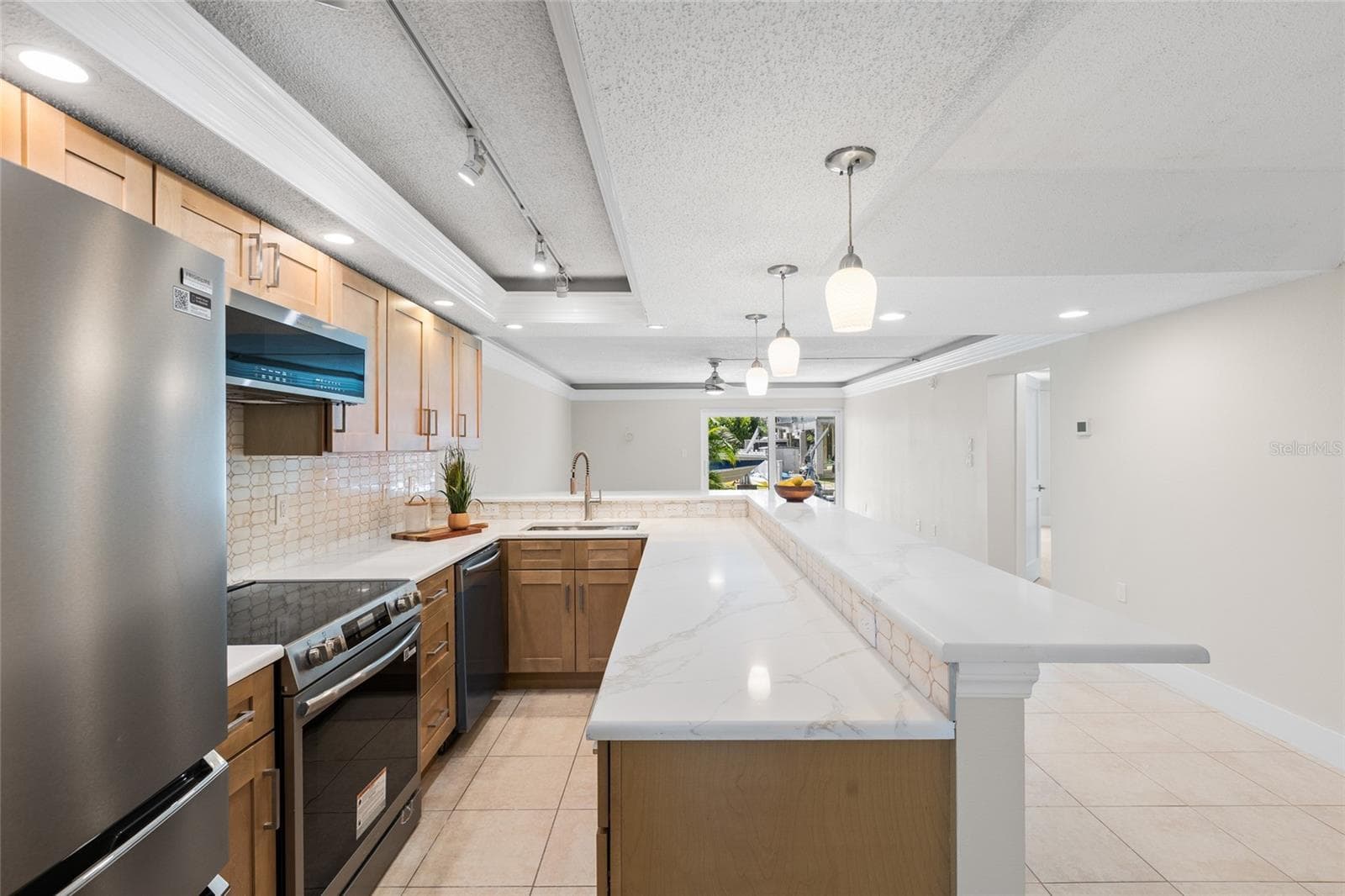 NEW Cabinetry and Corian Countertops - 433 S PAULA DR #1, DUNEDIN