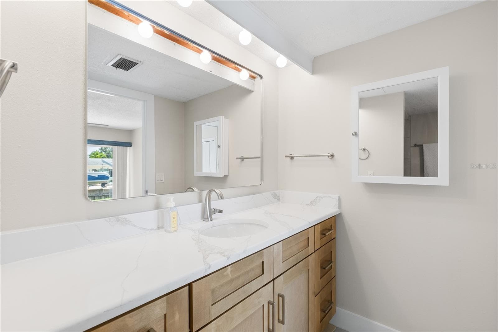 NEW Vanity - 433 S PAULA DR #1, DUNEDIN