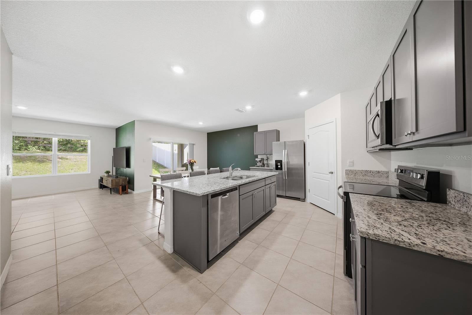 Single Family Residence at 5636 HORSESHOE LOOP, APOPKA, photo 7 of 47