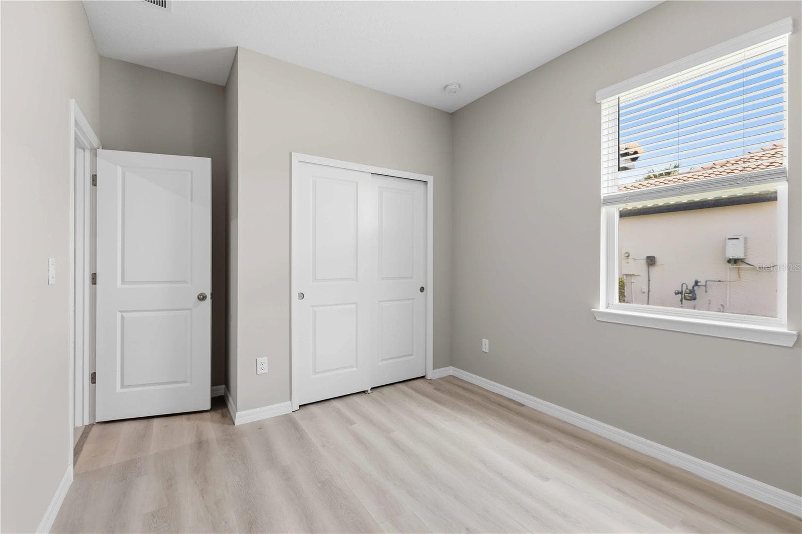 Single Family Residence at 13723 GREEN HAMMOCK PL, LAKEWOOD RANCH, photo 26 of 59