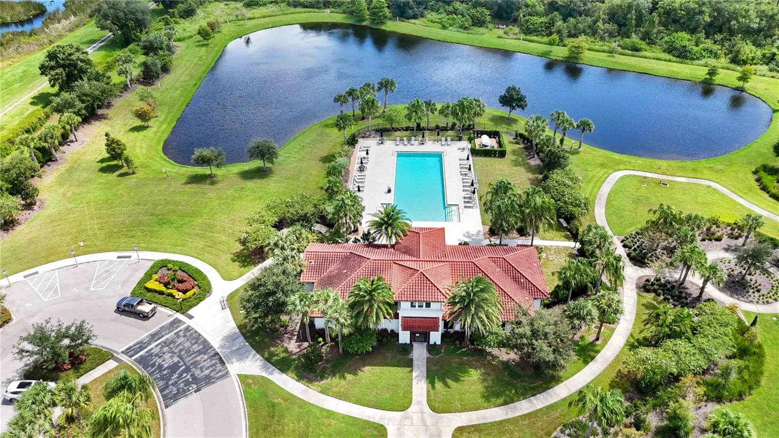Single Family Residence at 13723 GREEN HAMMOCK PL, LAKEWOOD RANCH, photo 50 of 59