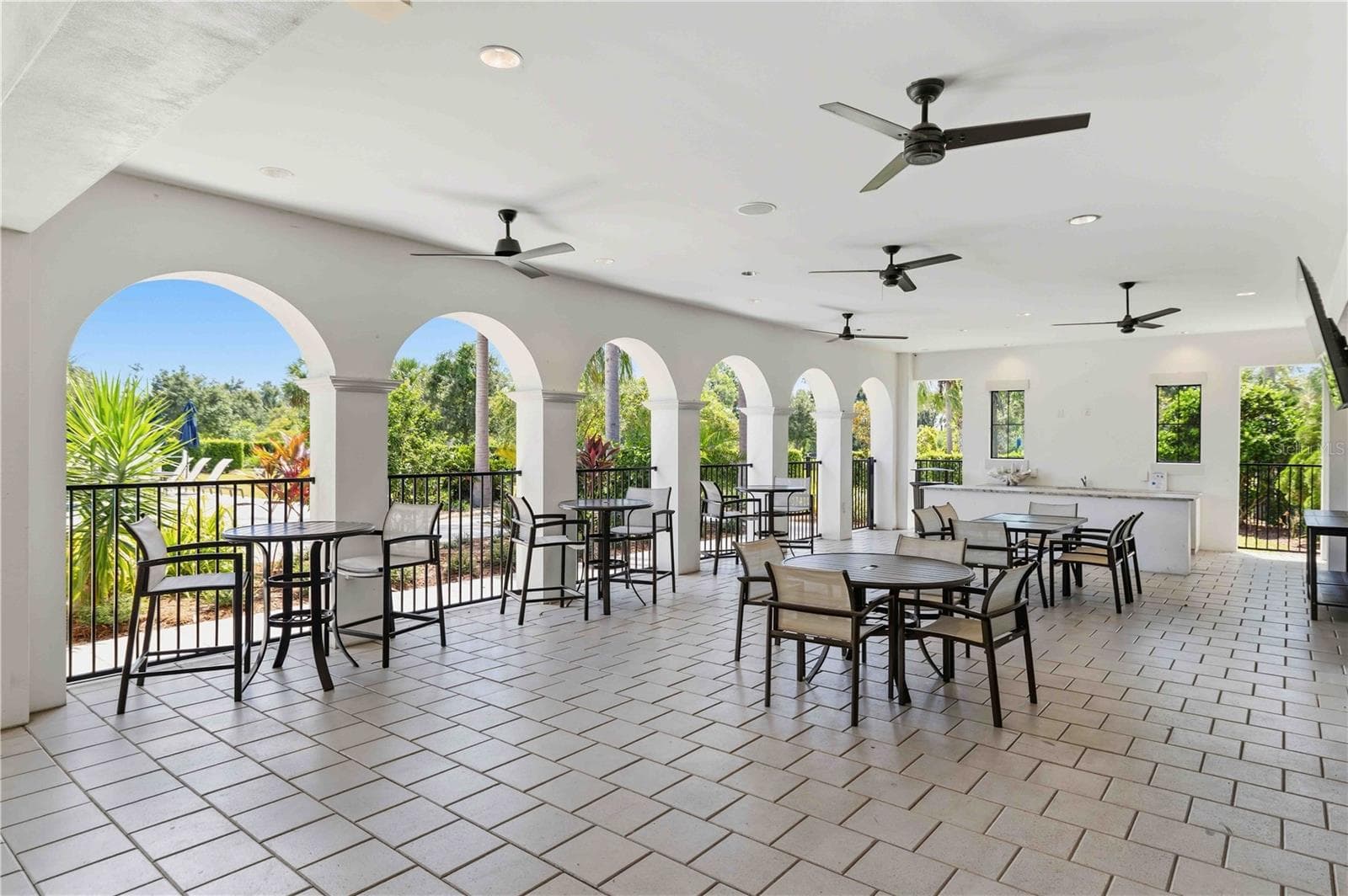 Single Family Residence at 13723 GREEN HAMMOCK PL, LAKEWOOD RANCH, photo 57 of 59