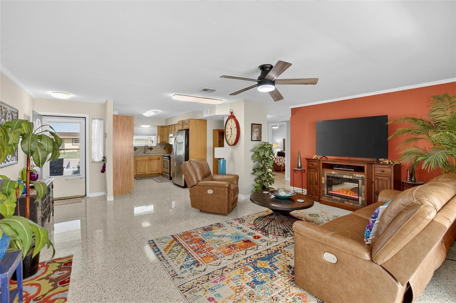 Single Family Residence at 1210 BEACH BLVD, SUN CITY CENTER, photo 5 of 36