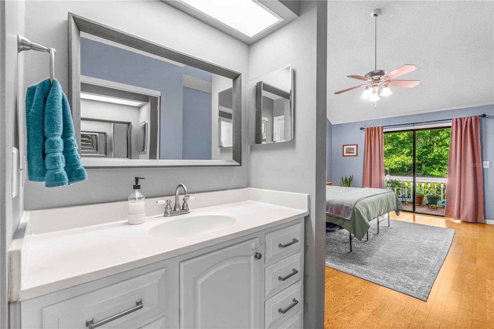 Single Family Residence at 285 BAYRIDGE CT, ORMOND BEACH, photo 15 of 43