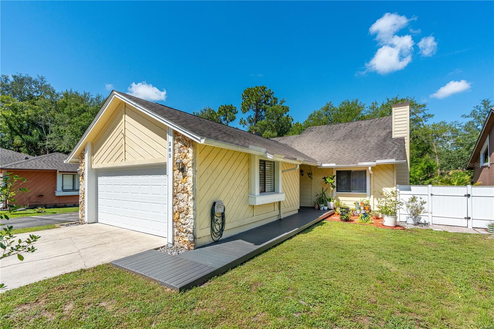 Single Family Residence at 285 BAYRIDGE CT, ORMOND BEACH, photo 17 of 43