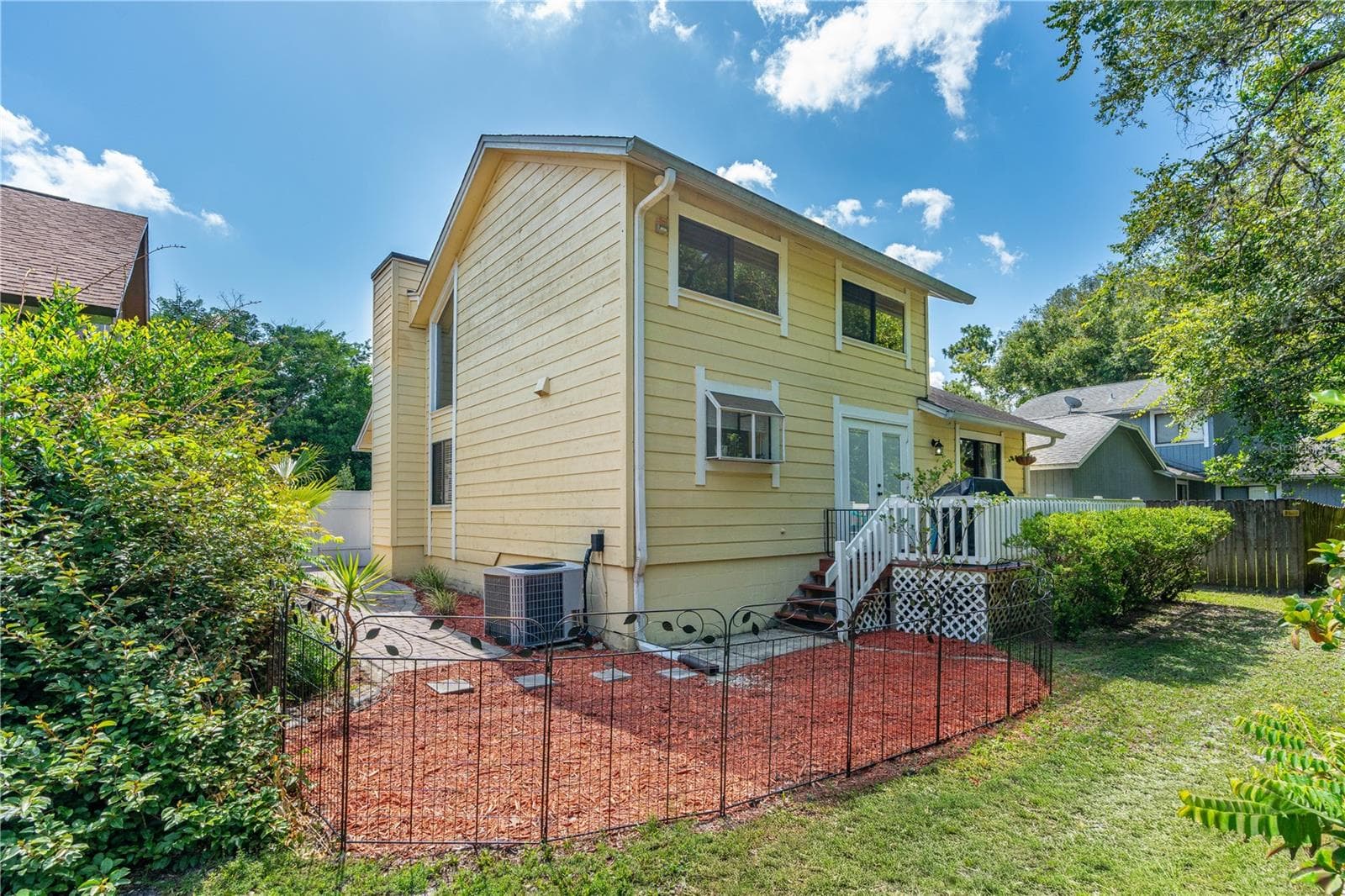 Single Family Residence at 285 BAYRIDGE CT, ORMOND BEACH, photo 34 of 43