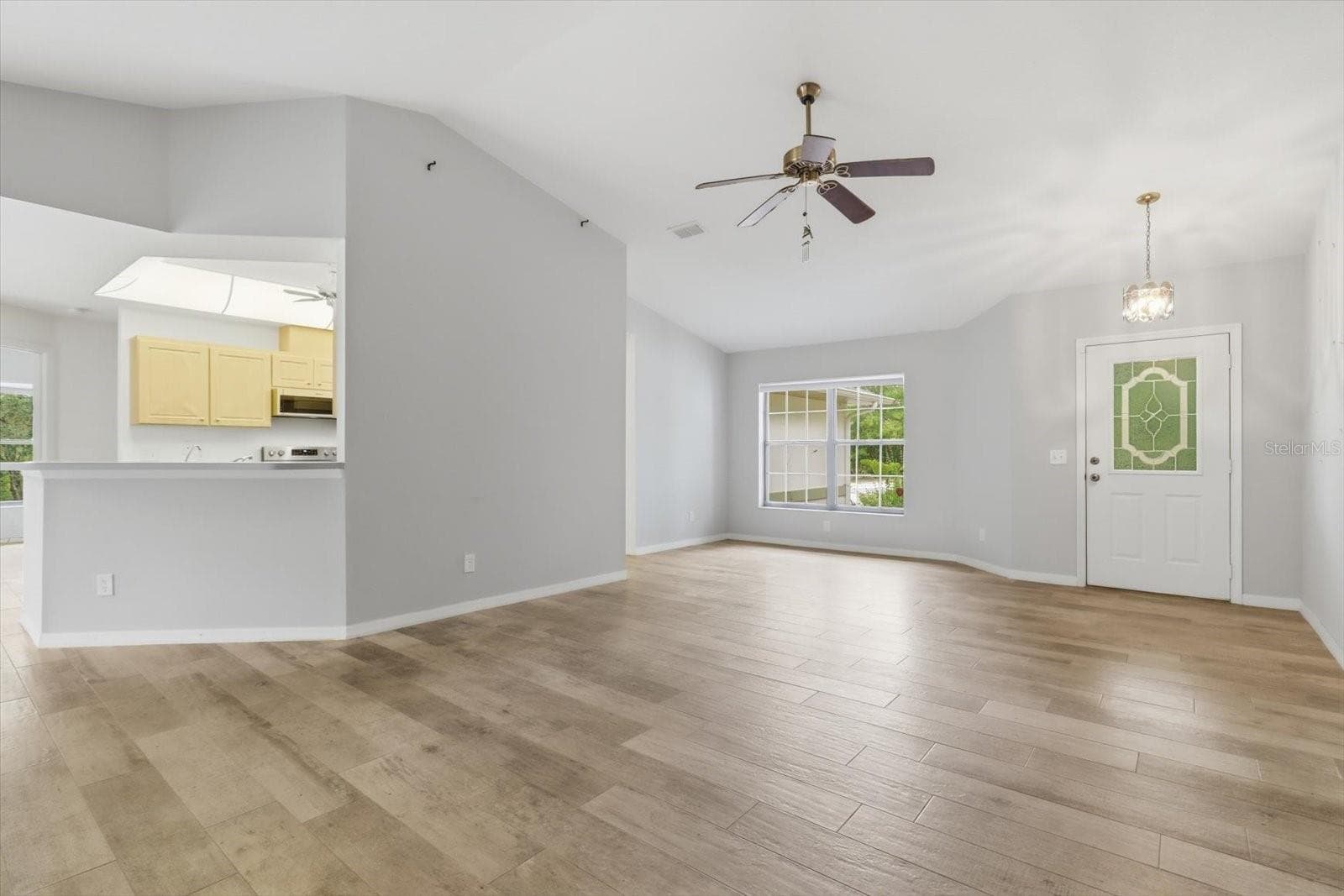 Single Family Residence at 7410 W NEWCASTLE CT, DUNNELLON, photo 11 of 51
